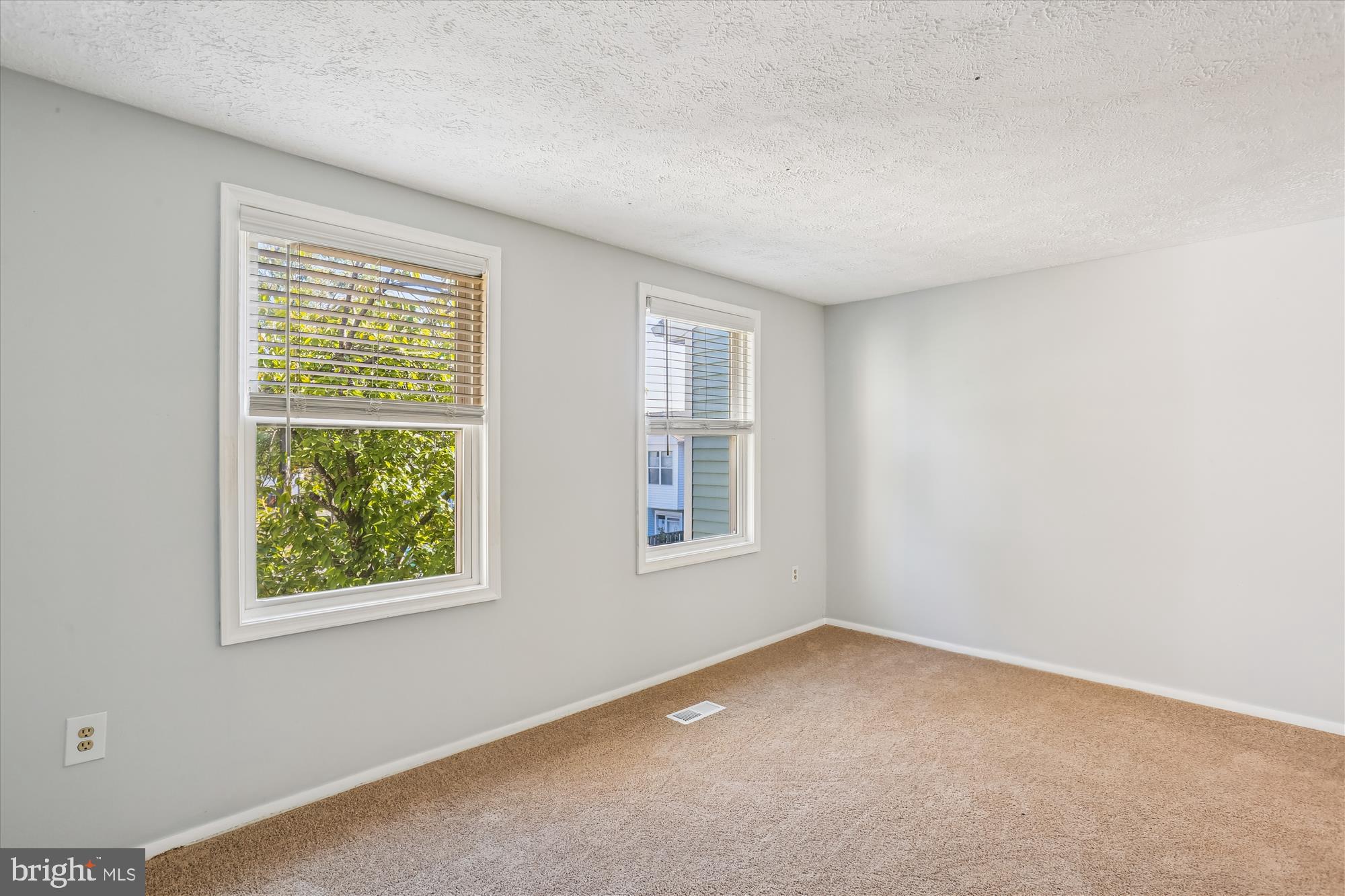 2839 Shepperton Terrace Silver Spring, MD 20904 - Photo 7 of 48 an empty room with a window