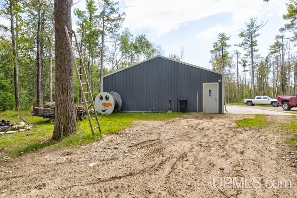 W5604 Number 14 Road Wallace, MI 49893 - Photo 31 of 34 Gallery Image 31
