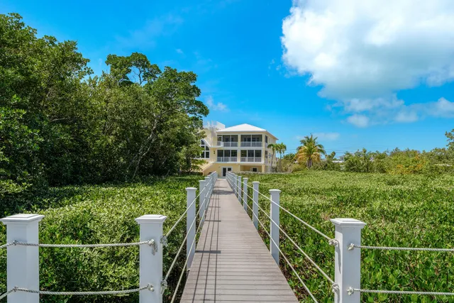 $3,751,000 | 205 Stirrup Key Boulevard, Marathon, FL 33050