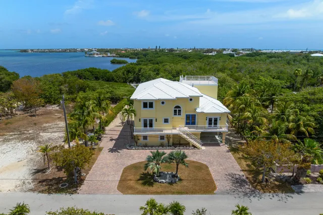 $3,751,000 | 205 Stirrup Key Boulevard, Marathon, FL 33050