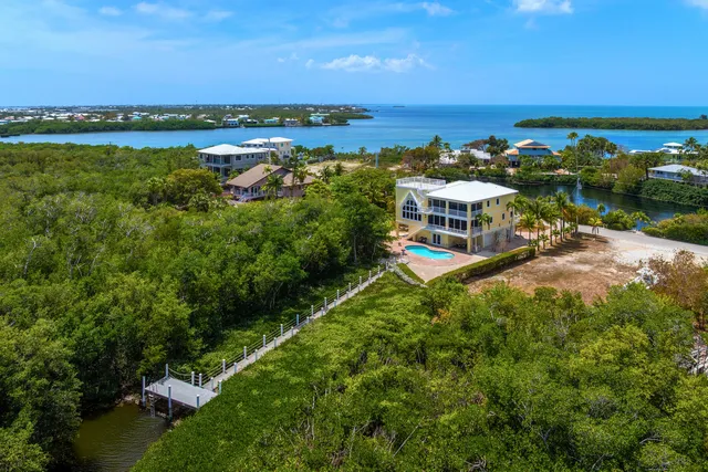 $3,751,000 | 205 Stirrup Key Boulevard, Marathon, FL 33050