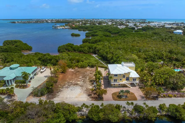 $3,751,000 | 205 Stirrup Key Boulevard, Marathon, FL 33050