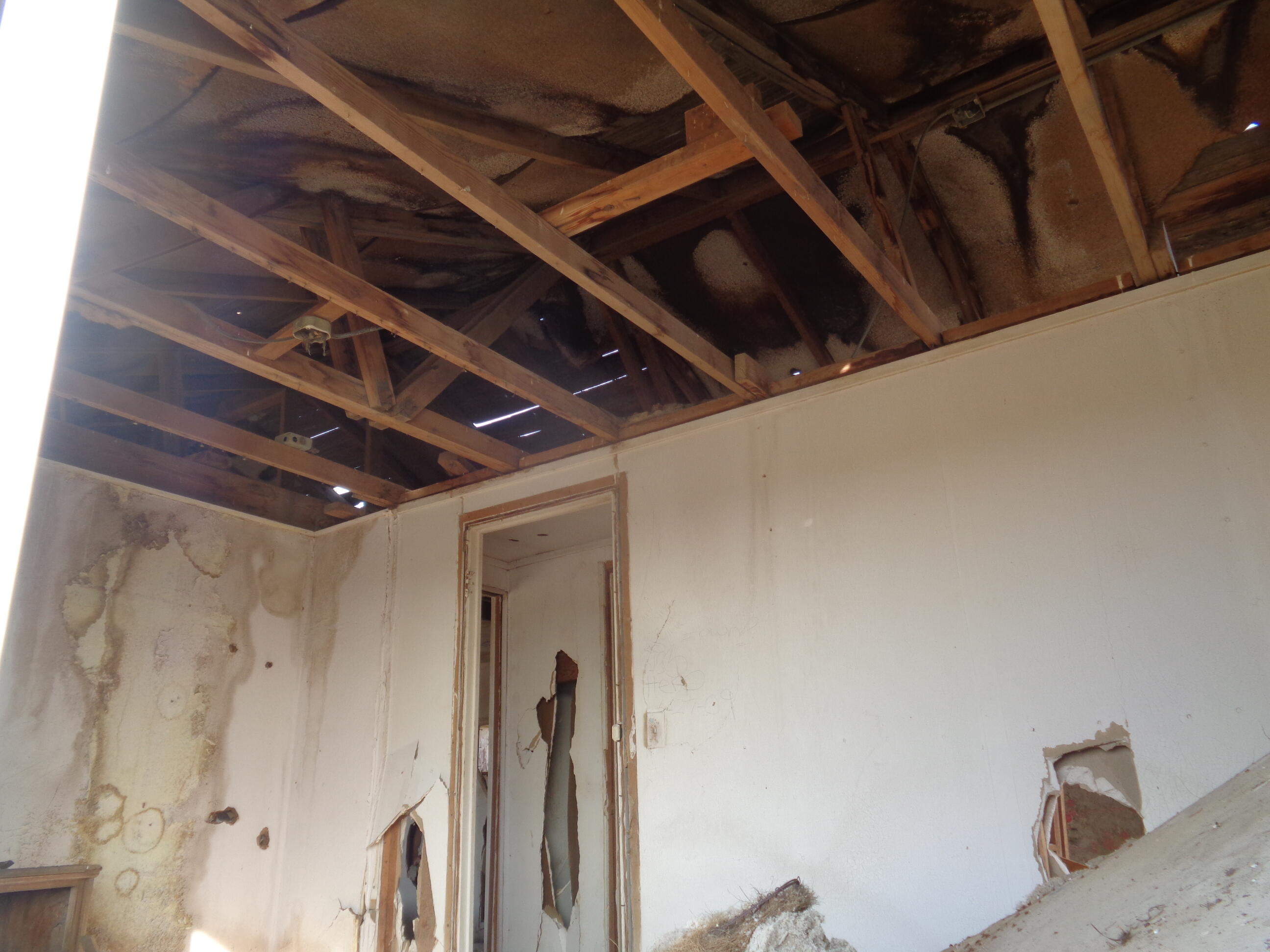 2011 67th Street West Rosamond, CA 93560 - Photo 4 of 21 a view of storage and utility room