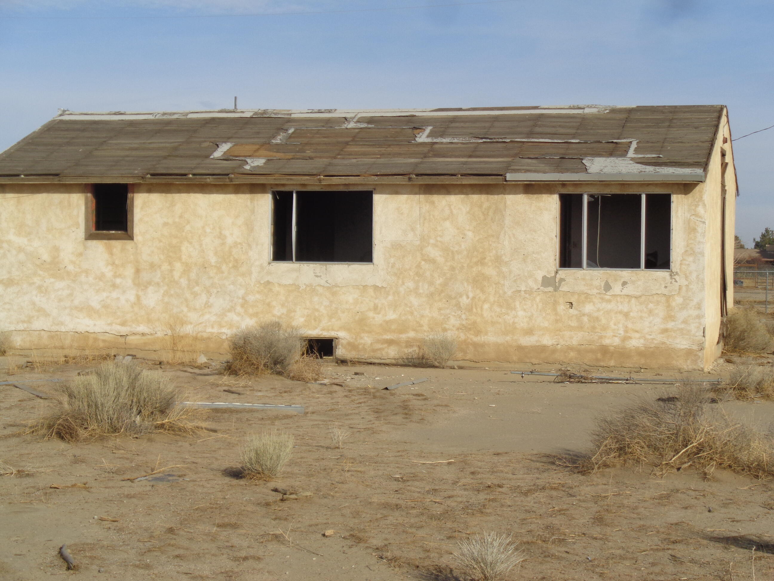 2011 67th Street West Rosamond, CA 93560 - Photo 7 of 21 a front view of a house