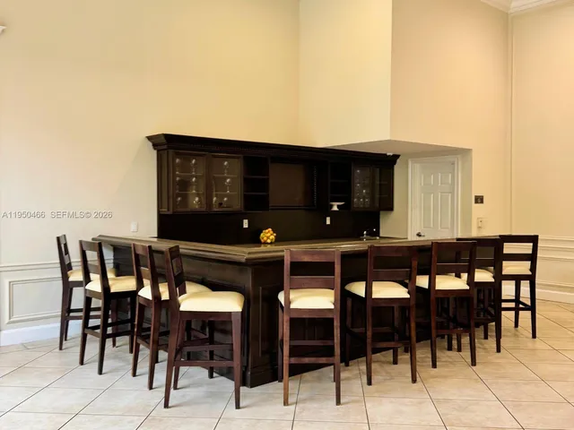 $3,900 | 55 Merrick Way, Unit 707, Coral Gables, FL 33134