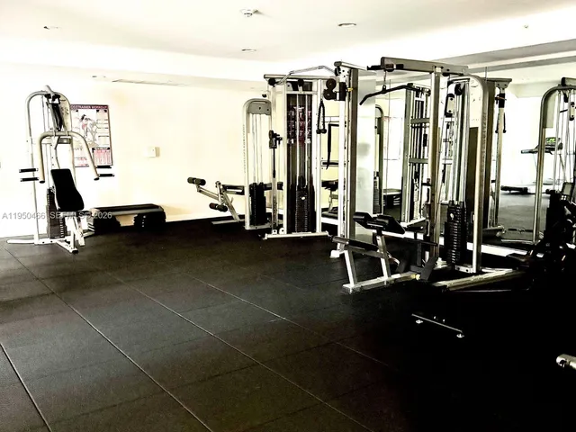 $3,900 | 55 Merrick Way, Unit 707, Coral Gables, FL 33134