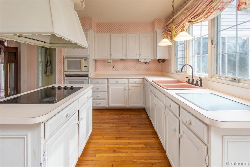 8475 Bridge Road Grosse Ile, MI 48138 - Photo 18 of 68