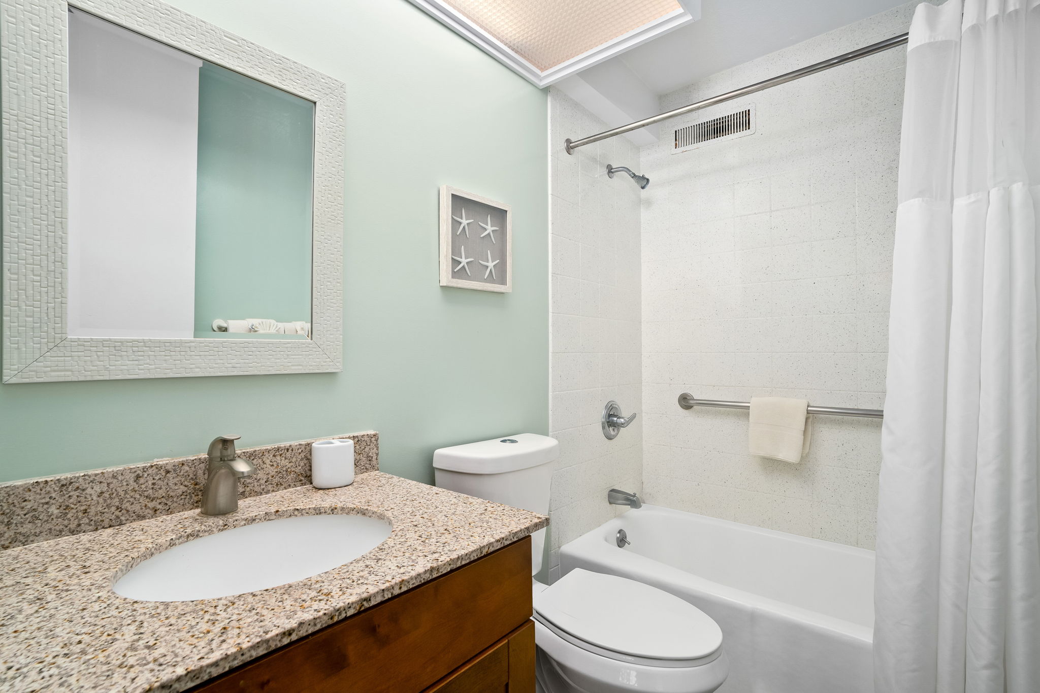 3811 Edward Road, Unit 2103 Princeville, HI 96722 - Photo 14 of 30 Gallery Image 14