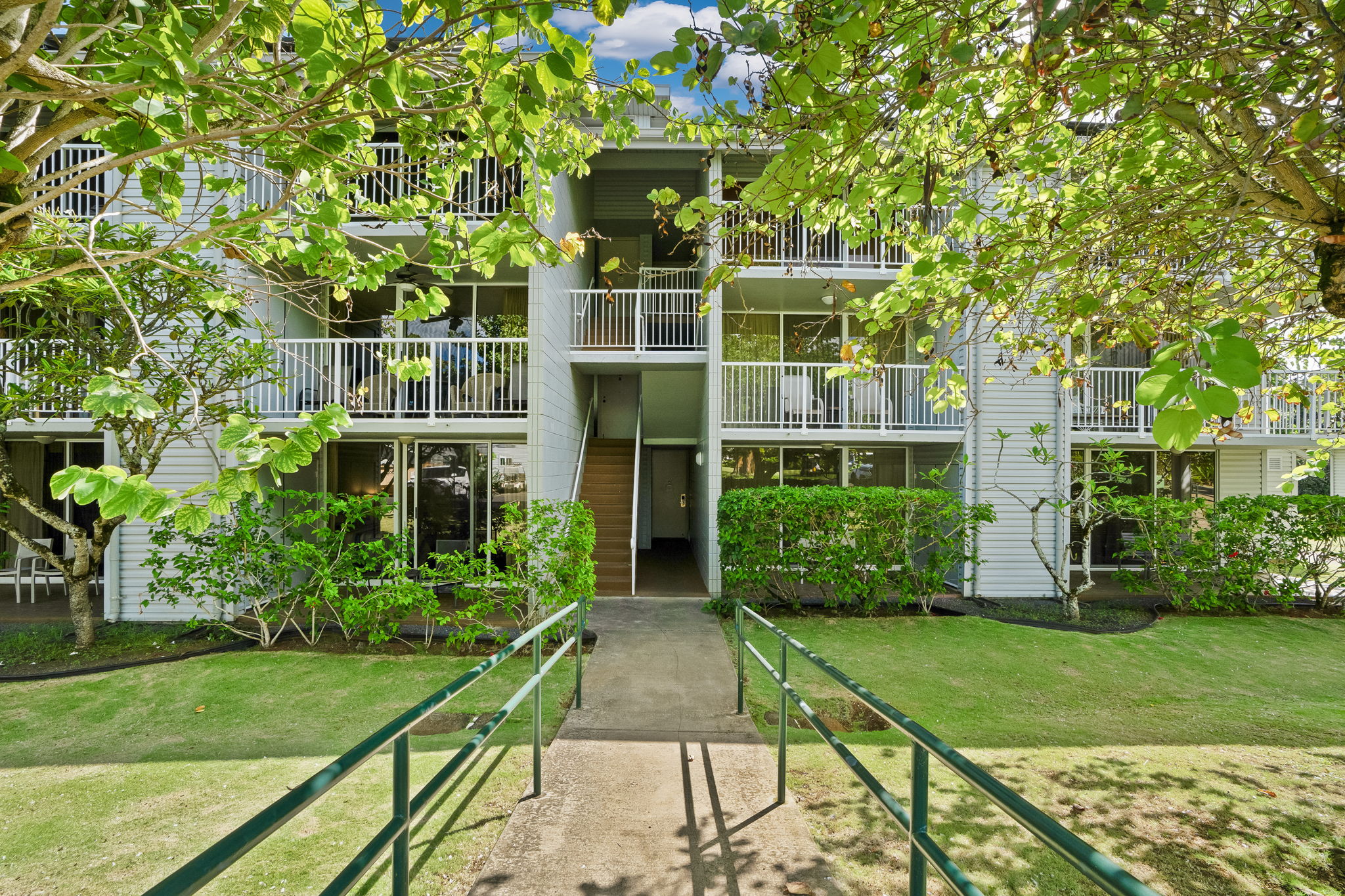 3811 Edward Road, Unit 2103 Princeville, HI 96722 - Photo 3 of 30 Gallery Image 3