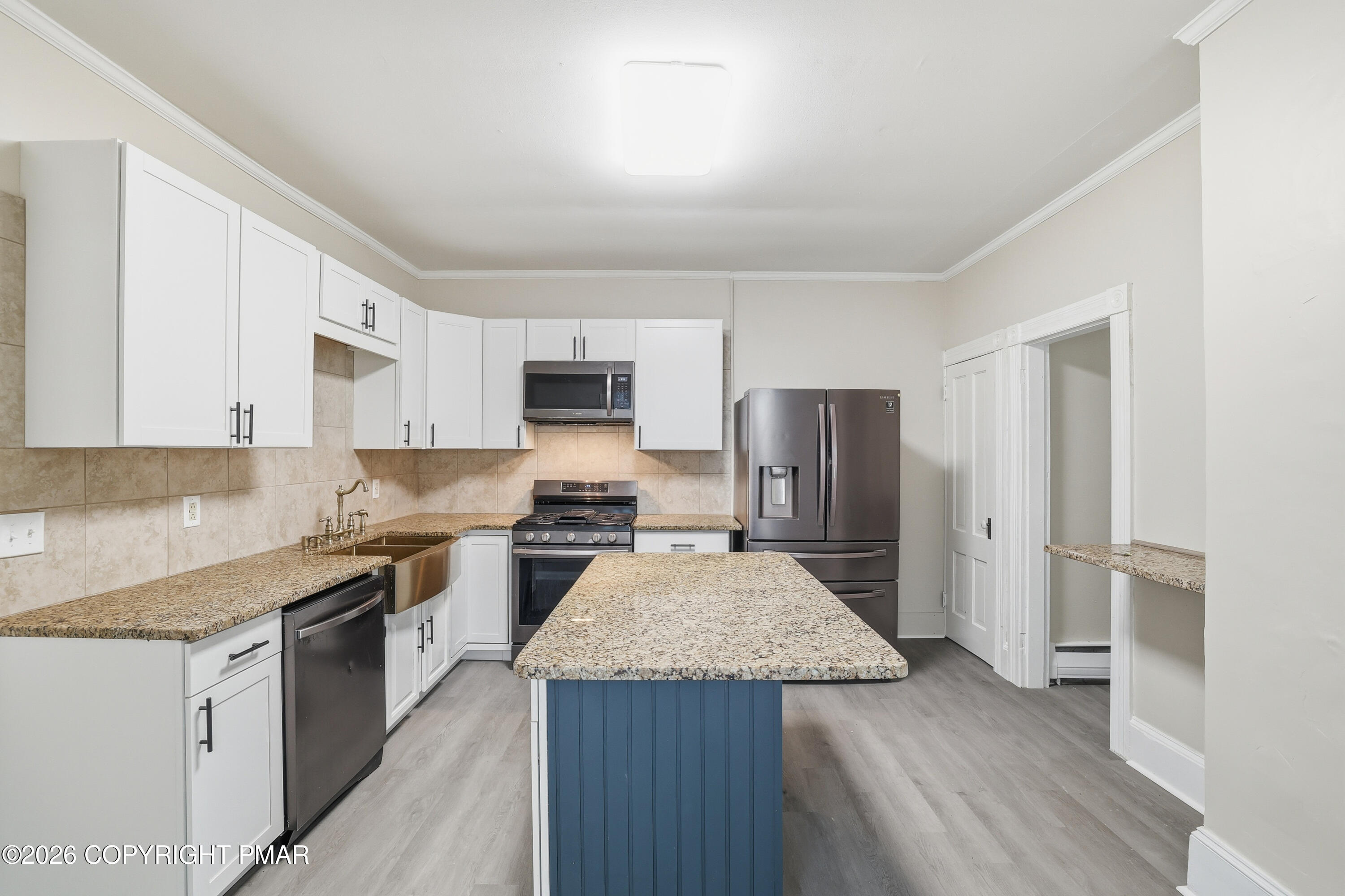 809 Monroe Street Stroudsburg, PA 18360 - Photo 18 of 55 25-Photo-24