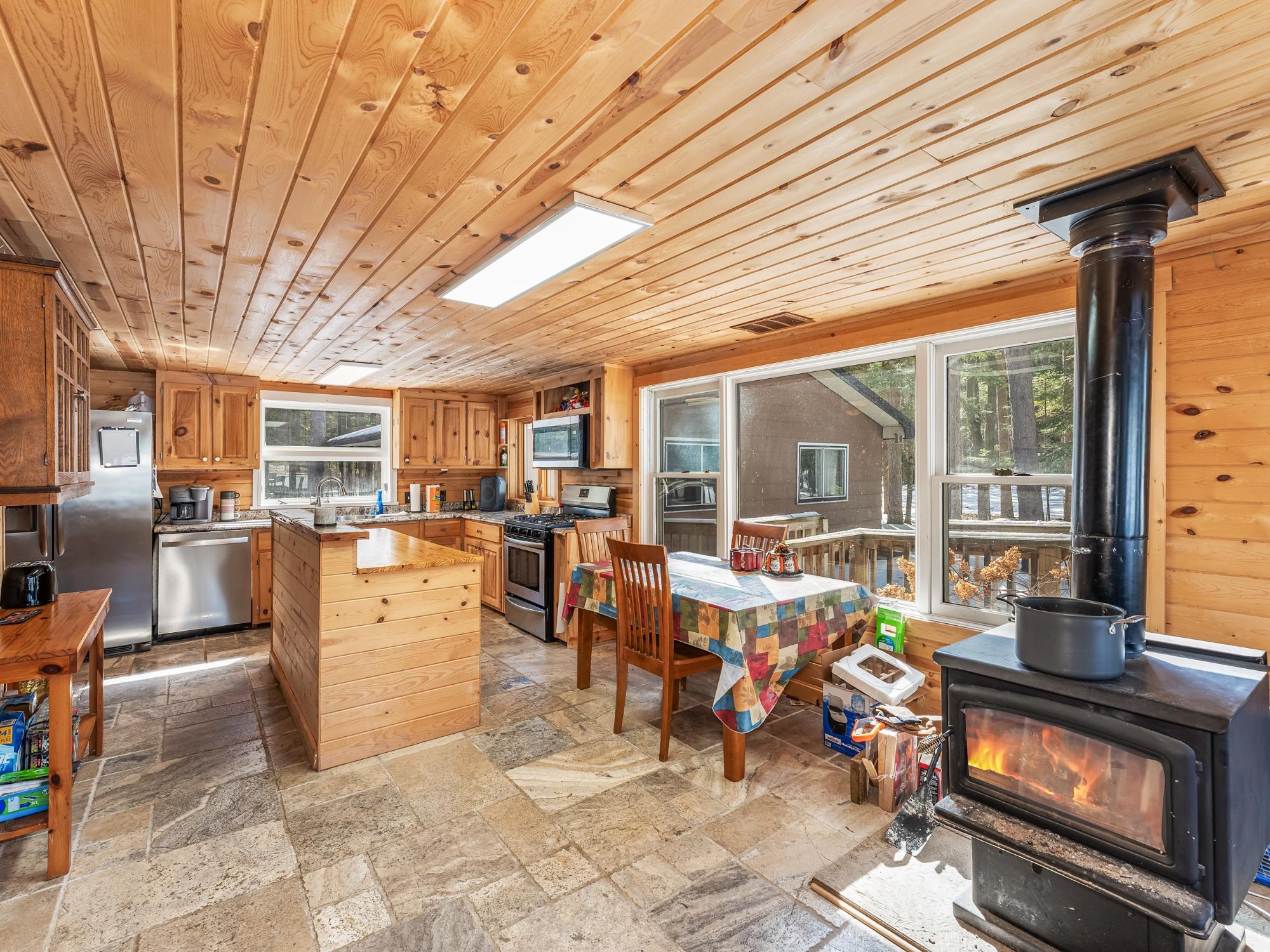 8957 Koolish Road Minocqua, WI 54548 - Photo 4 of 36 Gallery Image 4