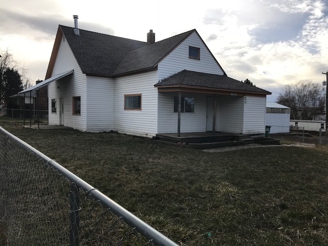 235 East 3rd Street Spangle, WA 99031 - Photo 2 of 6
