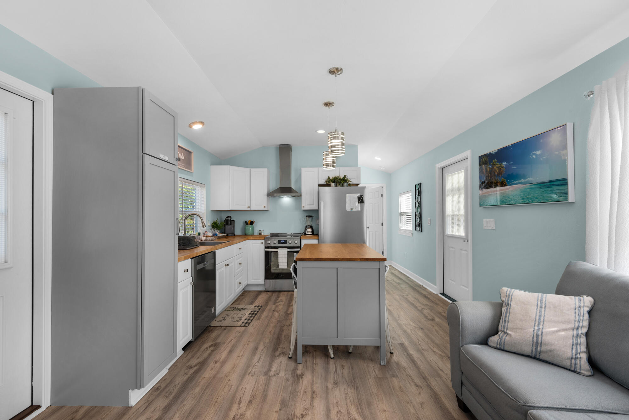 156 McCloud Road Freeport, FL 32439 - Photo 6 of 28 Kitchen