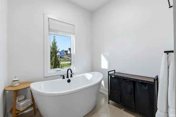 $765,000 | 19195 Ringo Road, Auburn, IN 46706