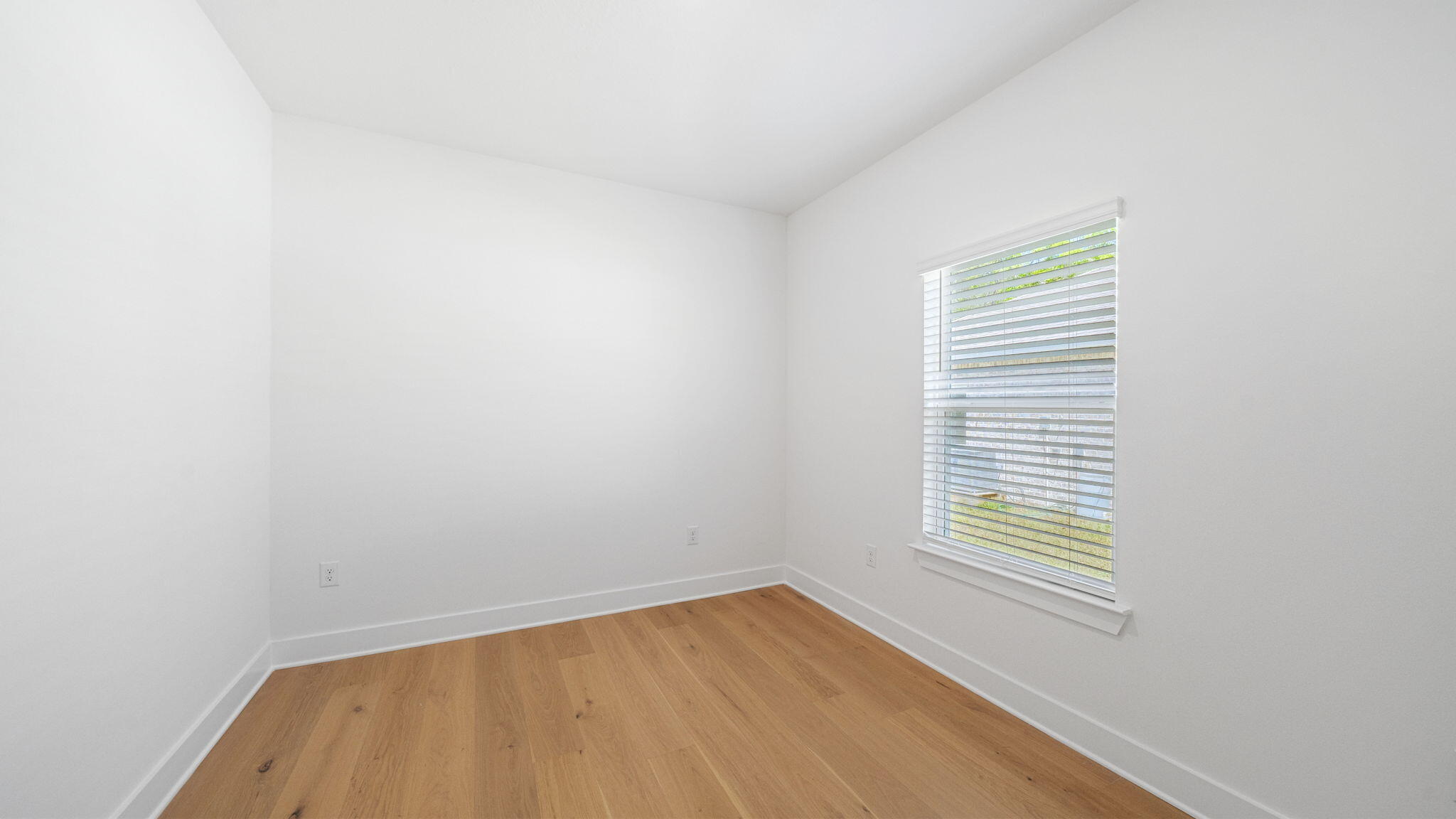 769 Old Ferry Road Santa Rosa Beach, FL 32459 - Photo 38 of 67 a view of a room that has a window in it