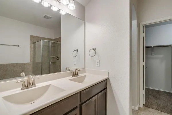 $2,400 | 357 Coral Vine Lane, Burleson, TX 76028