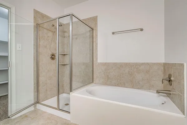 $2,400 | 357 Coral Vine Lane, Burleson, TX 76028