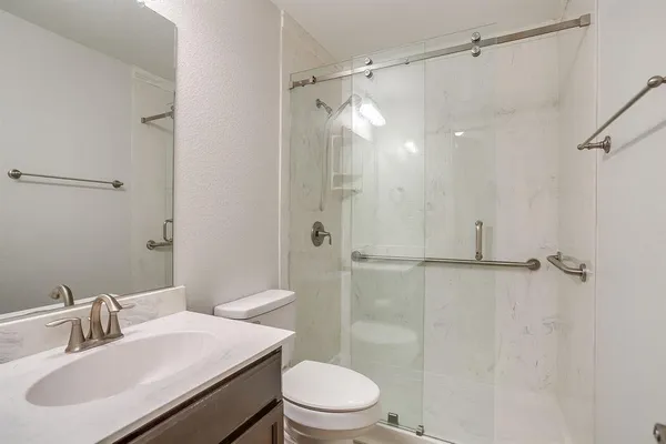 $2,400 | 357 Coral Vine Lane, Burleson, TX 76028