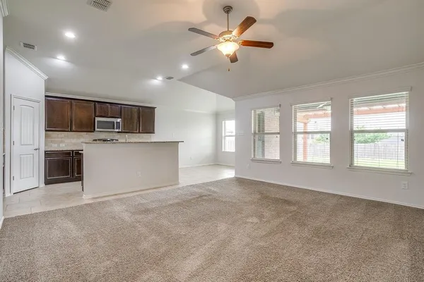 $2,400 | 357 Coral Vine Lane, Burleson, TX 76028