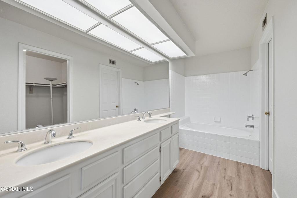 802 Congressional Road Simi Valley, CA 93065 - Photo 19 of 37