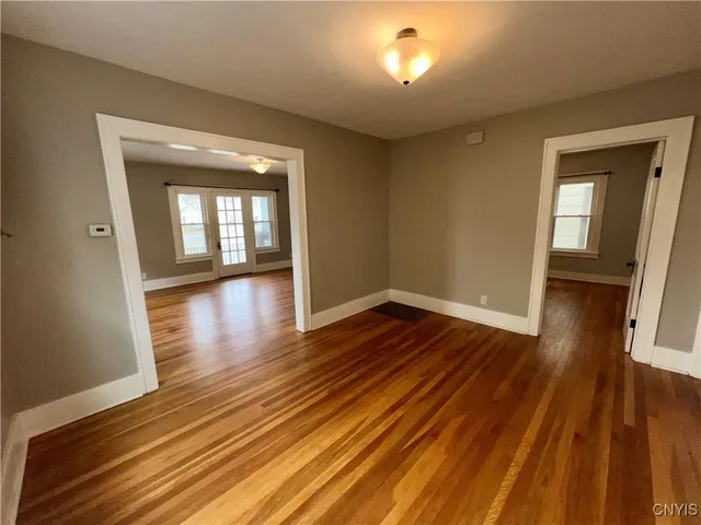 $1,800 | 2018 James Street, Unit 1, Syracuse, NY 13206