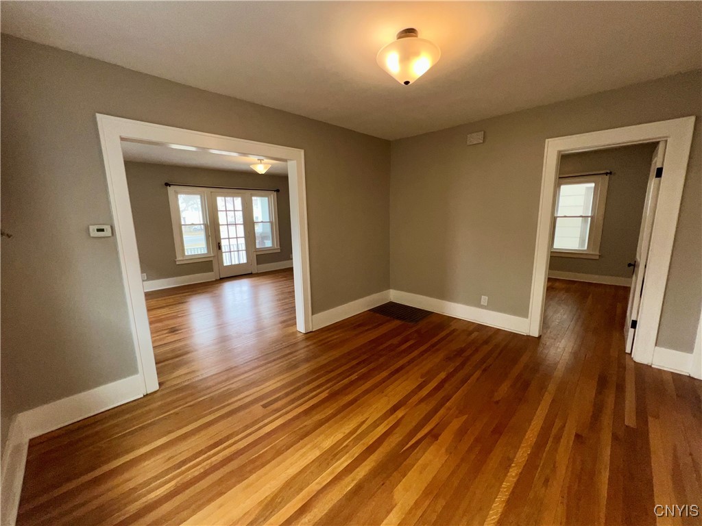 2018 James Street, Unit 1 Syracuse, NY 13206 - Photo 11 of 32