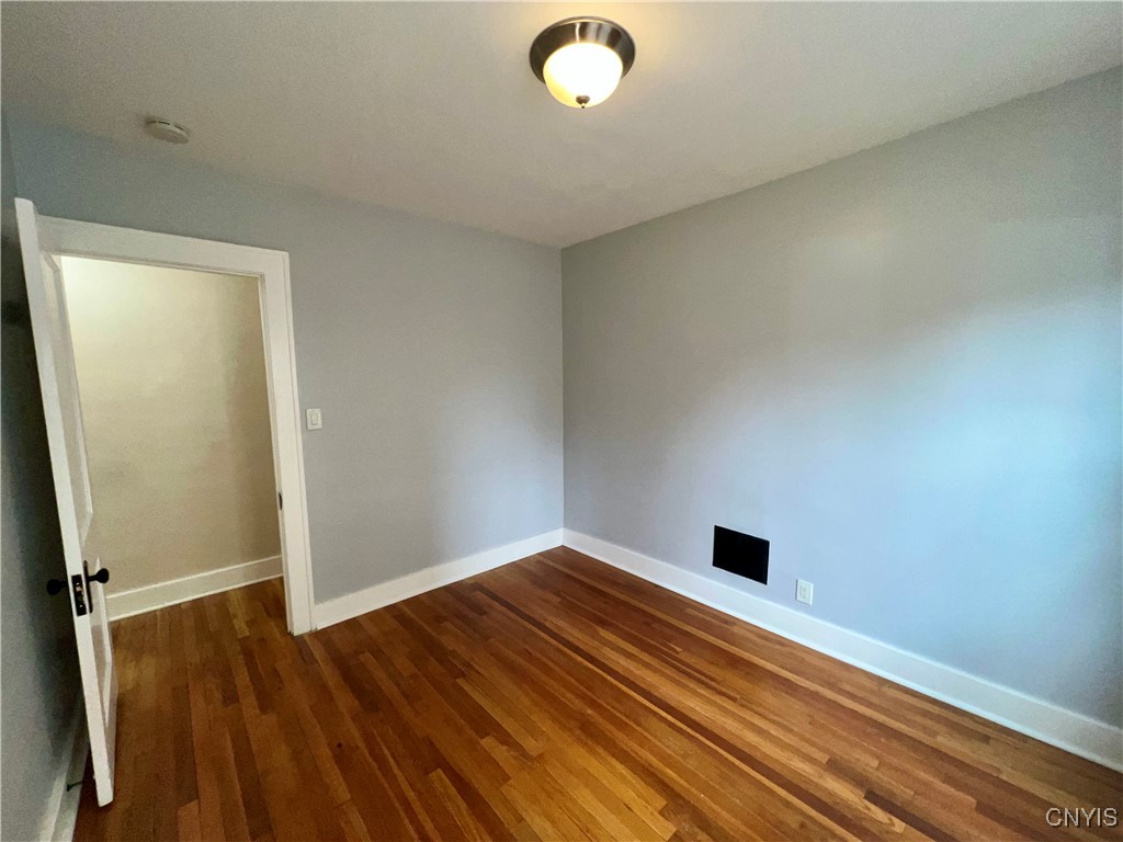 2018 James Street, Unit 1 Syracuse, NY 13206 - Photo 27 of 32