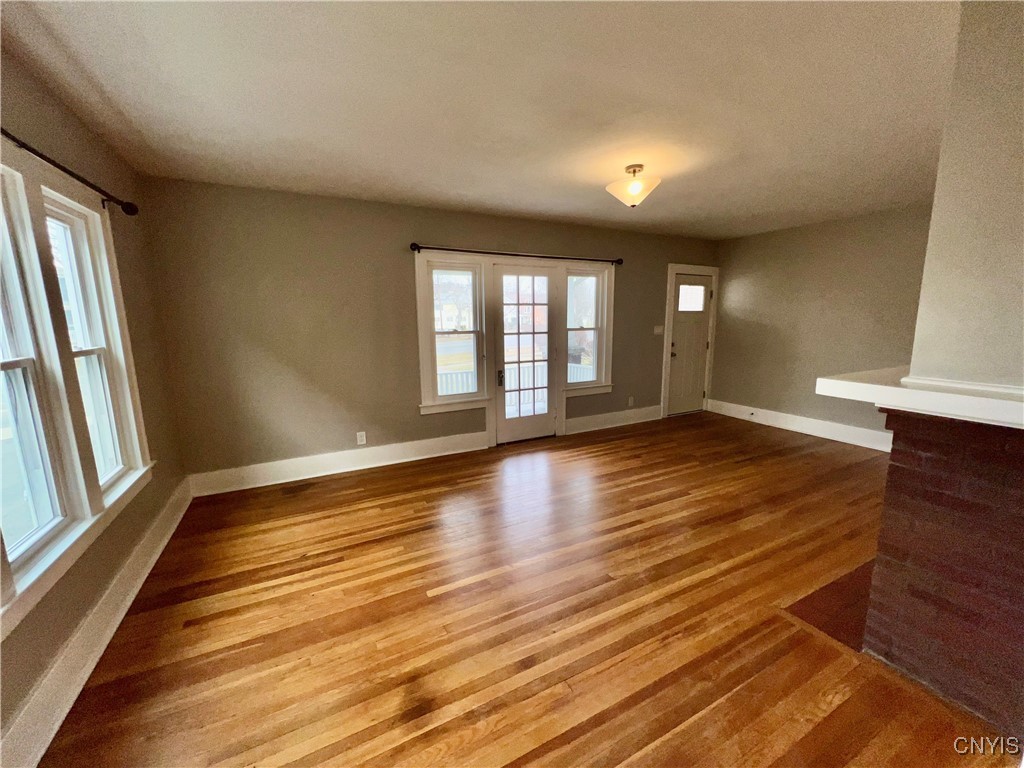 2018 James Street, Unit 1 Syracuse, NY 13206 - Photo 10 of 32