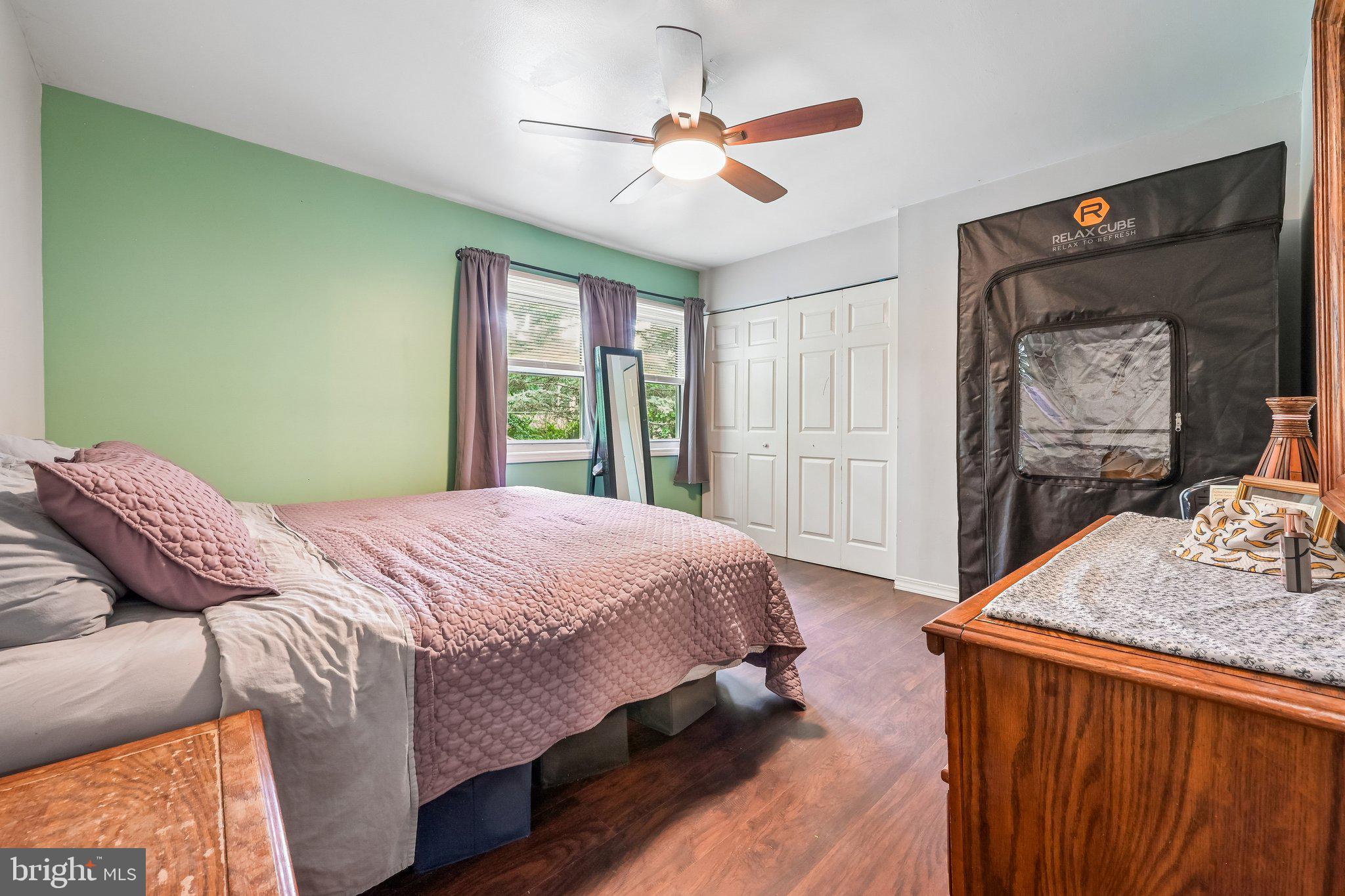 26 Wilson Road Clementon, NJ 08021 - Photo 18 of 25 Primary Bedroom w/Private Bath