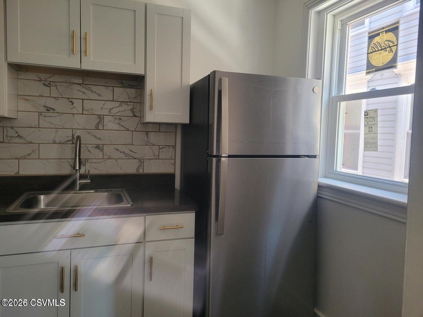 348 Arch Street Sunbury, PA 17801 - Photo 5 of 11