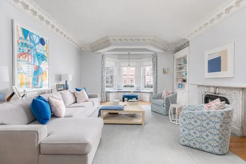 $2,750,000 | 193 Beacon Street, Unit PH, Boston, MA 02116
