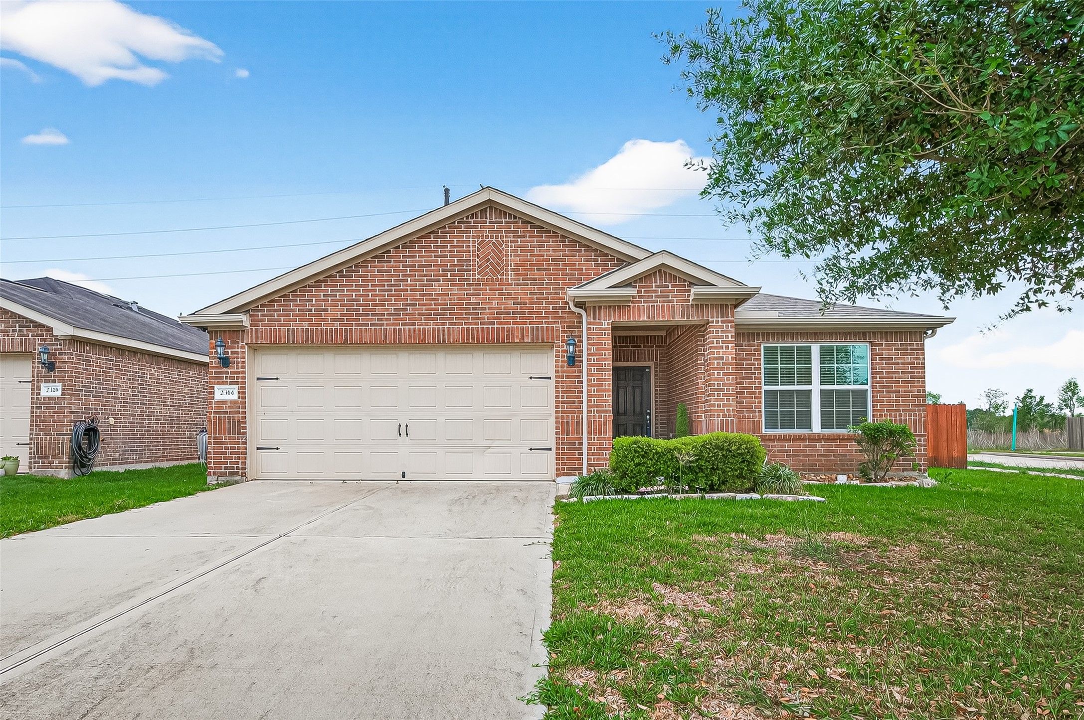 2314 Seabourne Trails Road Rosenberg, TX 77469 - Photo 1 of 38 Traditional 1 story home front side on corner lot. Quiet, dead end side street. No back neighbors.