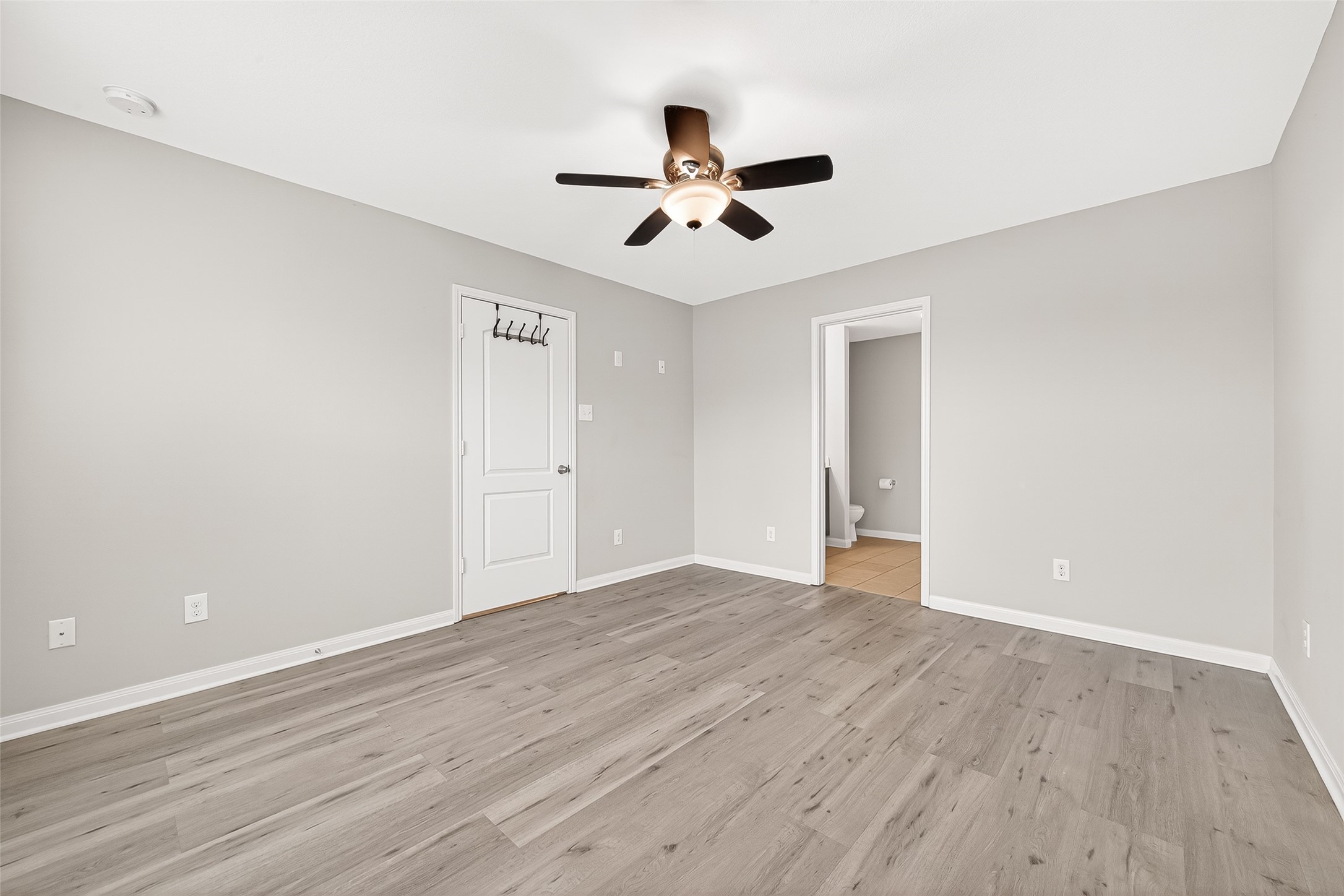 2314 Seabourne Trails Road Rosenberg, TX 77469 - Photo 26 of 38 Primary bedroom 14x12