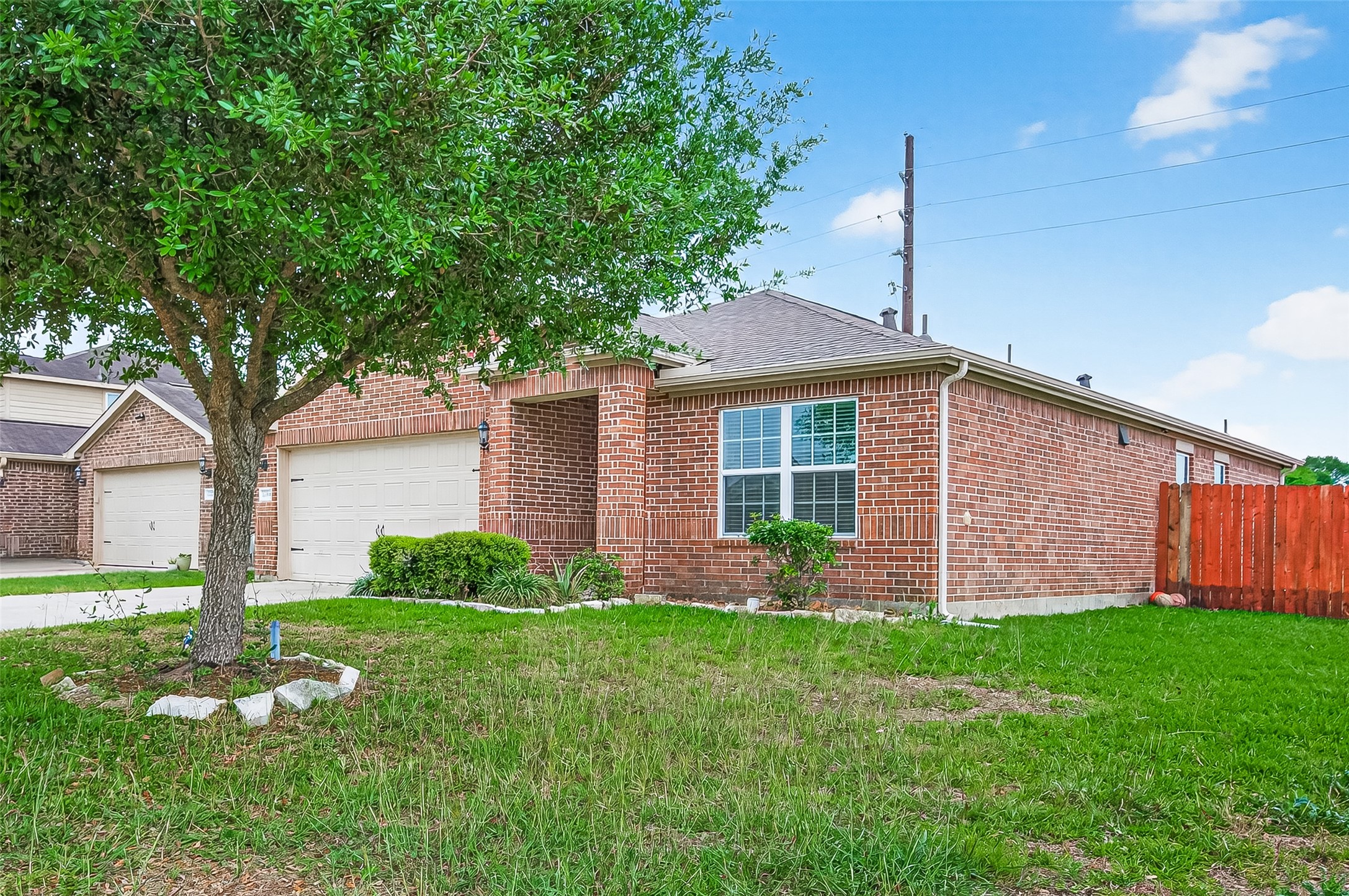 2314 Seabourne Trails Road Rosenberg, TX 77469 - Photo 3 of 38 Front of home. Fully fenced corner lot.