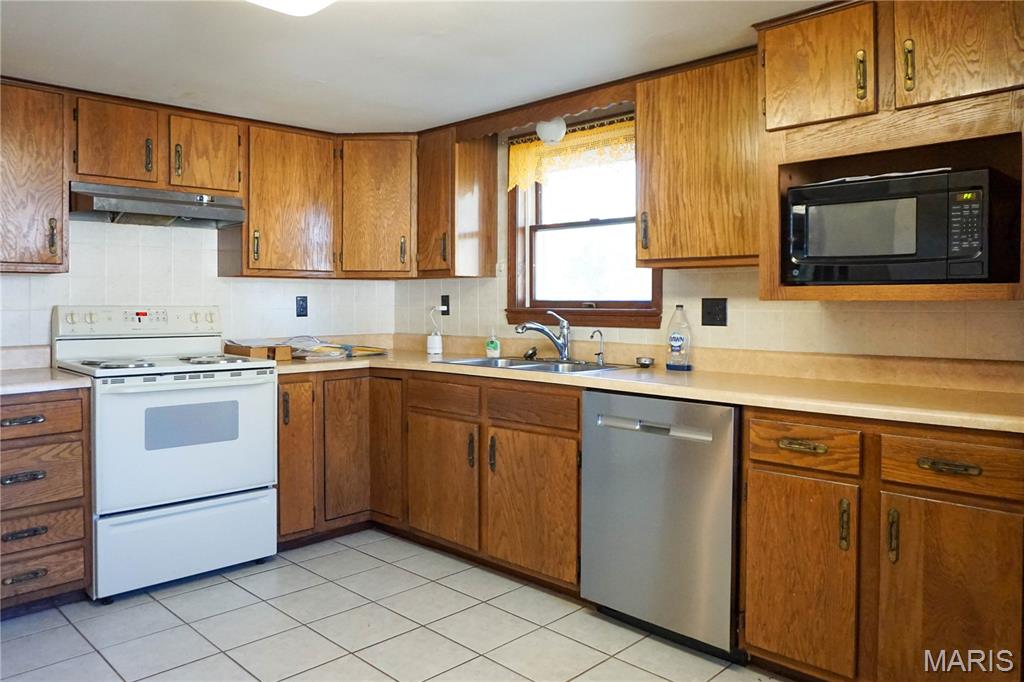 1599 Highway 72 Rolla, MO 65401 - Photo 29 of 42