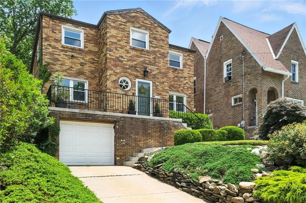 144 Cochran Road Pittsburgh, PA 15228 - Photo 1 of 40 Gallery Image 1