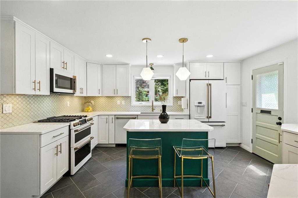144 Cochran Road Pittsburgh, PA 15228 - Photo 13 of 40 Gallery Image 13