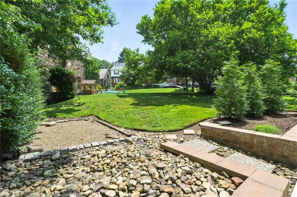 144 Cochran Road Pittsburgh, PA 15228 - Photo 35 of 40 Gallery Image 35