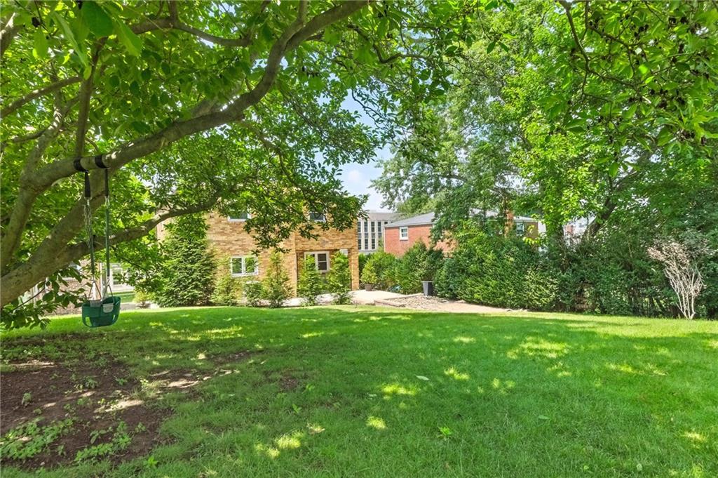 144 Cochran Road Pittsburgh, PA 15228 - Photo 36 of 40 Gallery Image 36