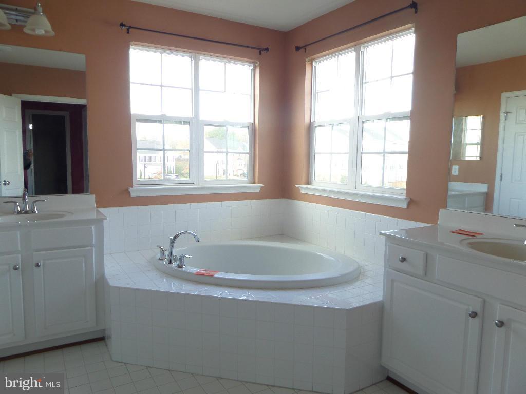 55 Short Branch Road Stafford, VA 22556 - Photo 14 of 29 Bath (Master)