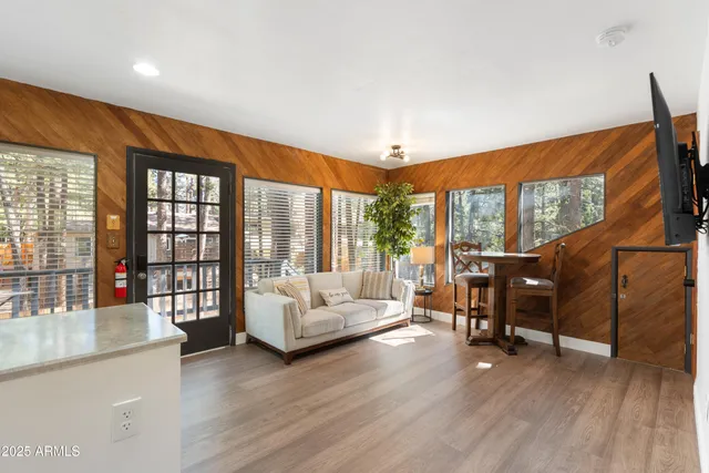 $1,219,000 | 530 East Charles Road, Flagstaff, AZ 86001