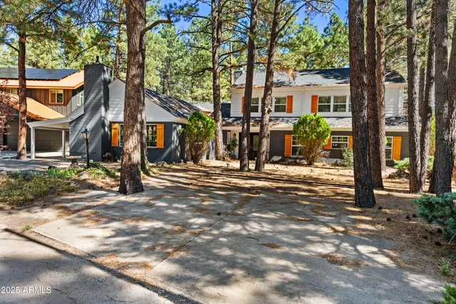 $1,219,000 | 530 East Charles Road, Flagstaff, AZ 86001