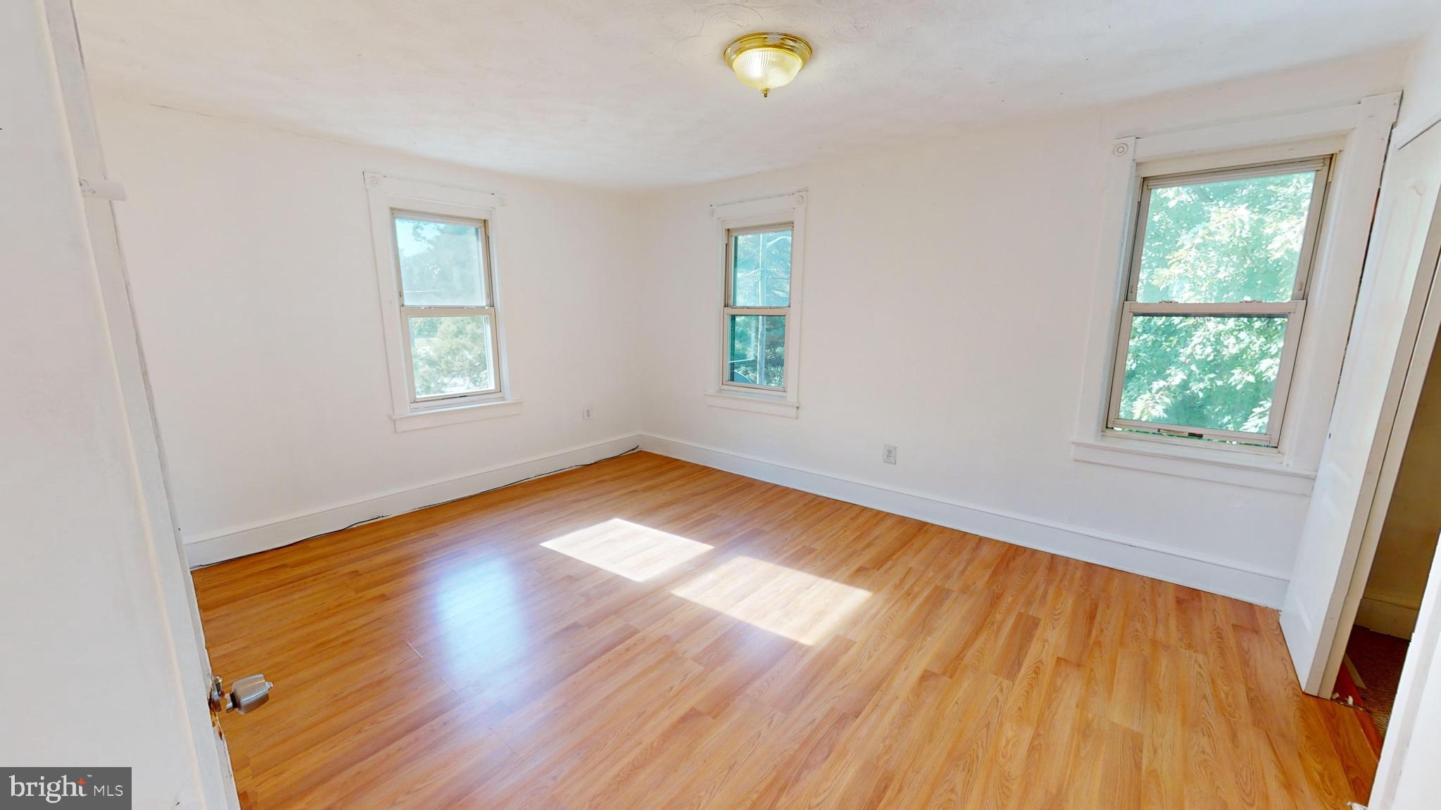 313 Arch Street Delran, NJ 08075 - Photo 28 of 68 Gallery Image 28