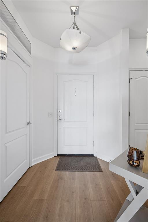 3475 Oak Valley Road Northeast, Unit 1210 Atlanta, GA 30326 - Photo 7 of 33 Gallery Image 7