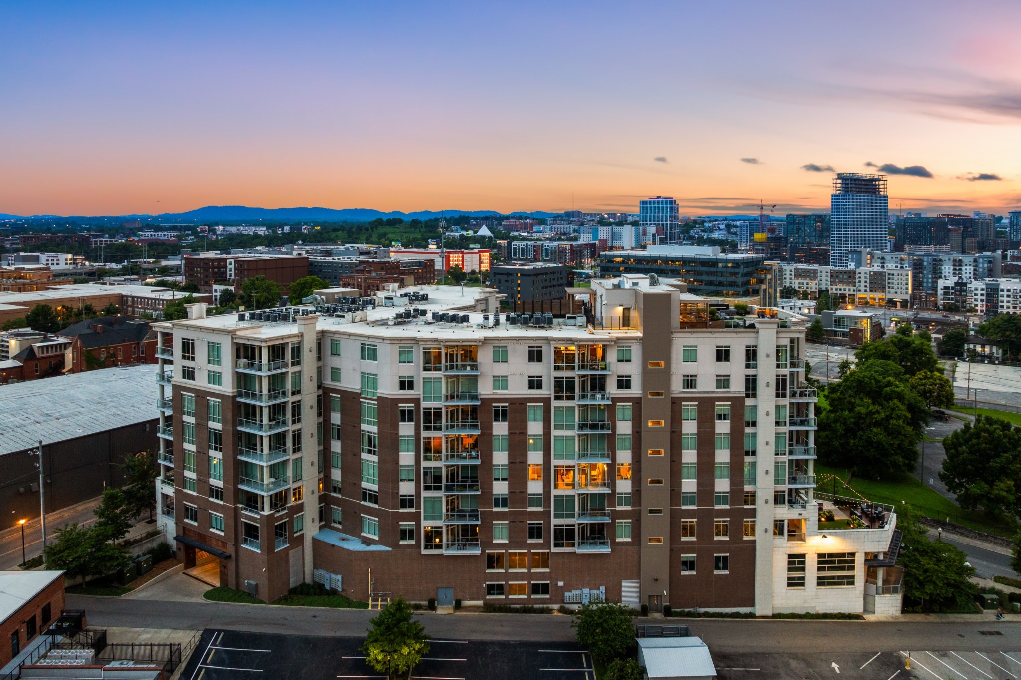 20 Rutledge Street, Unit 303 Nashville, TN 37210 - Photo 45 of 47 Gallery Image 45