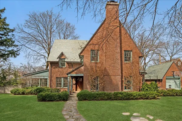 $1,595,000 | 491 South Avenue, Glencoe, IL 60022