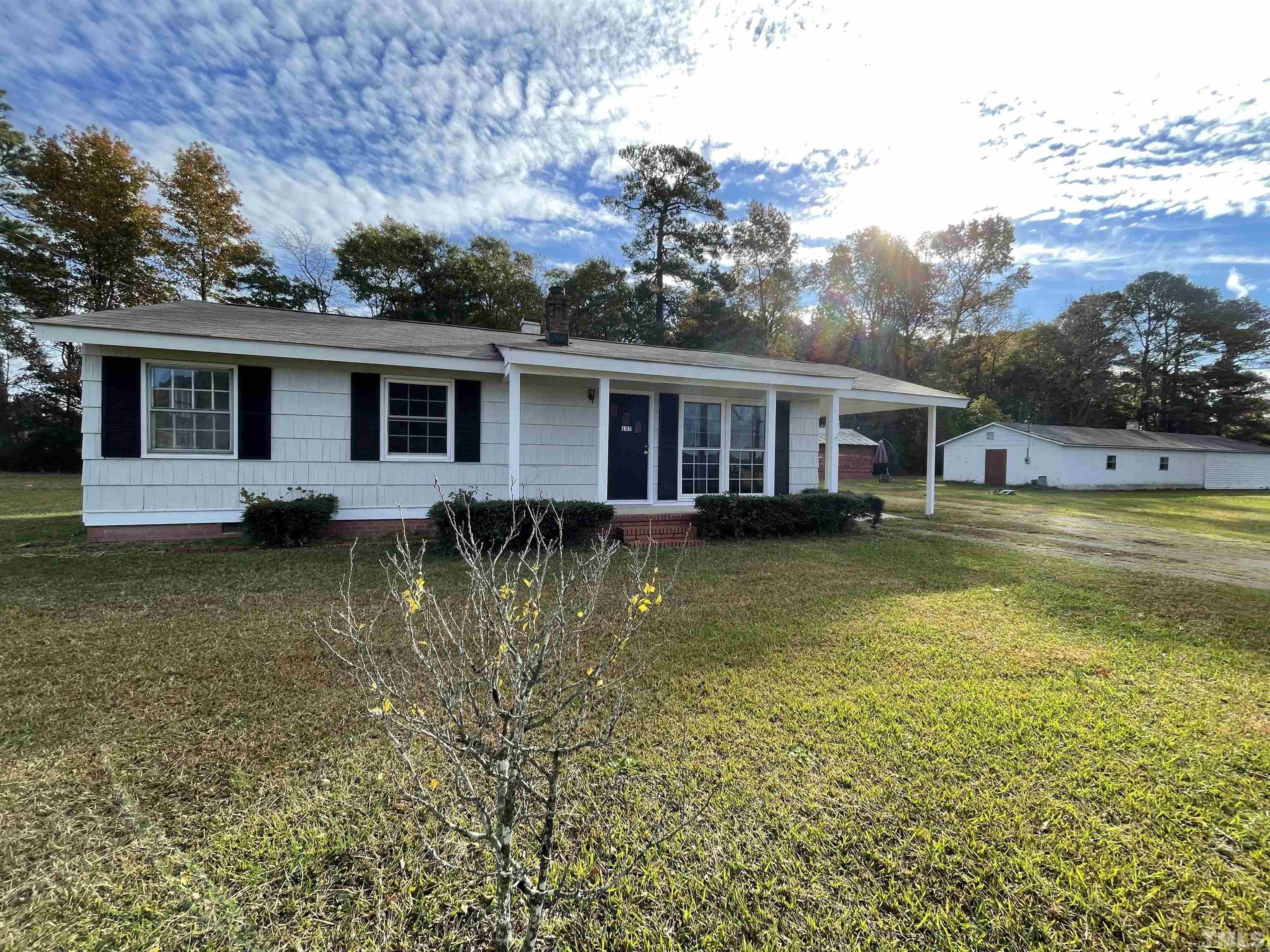 137 Wiggs Road Selma, NC 27576 - Photo 2 of 18 Gallery Image 2