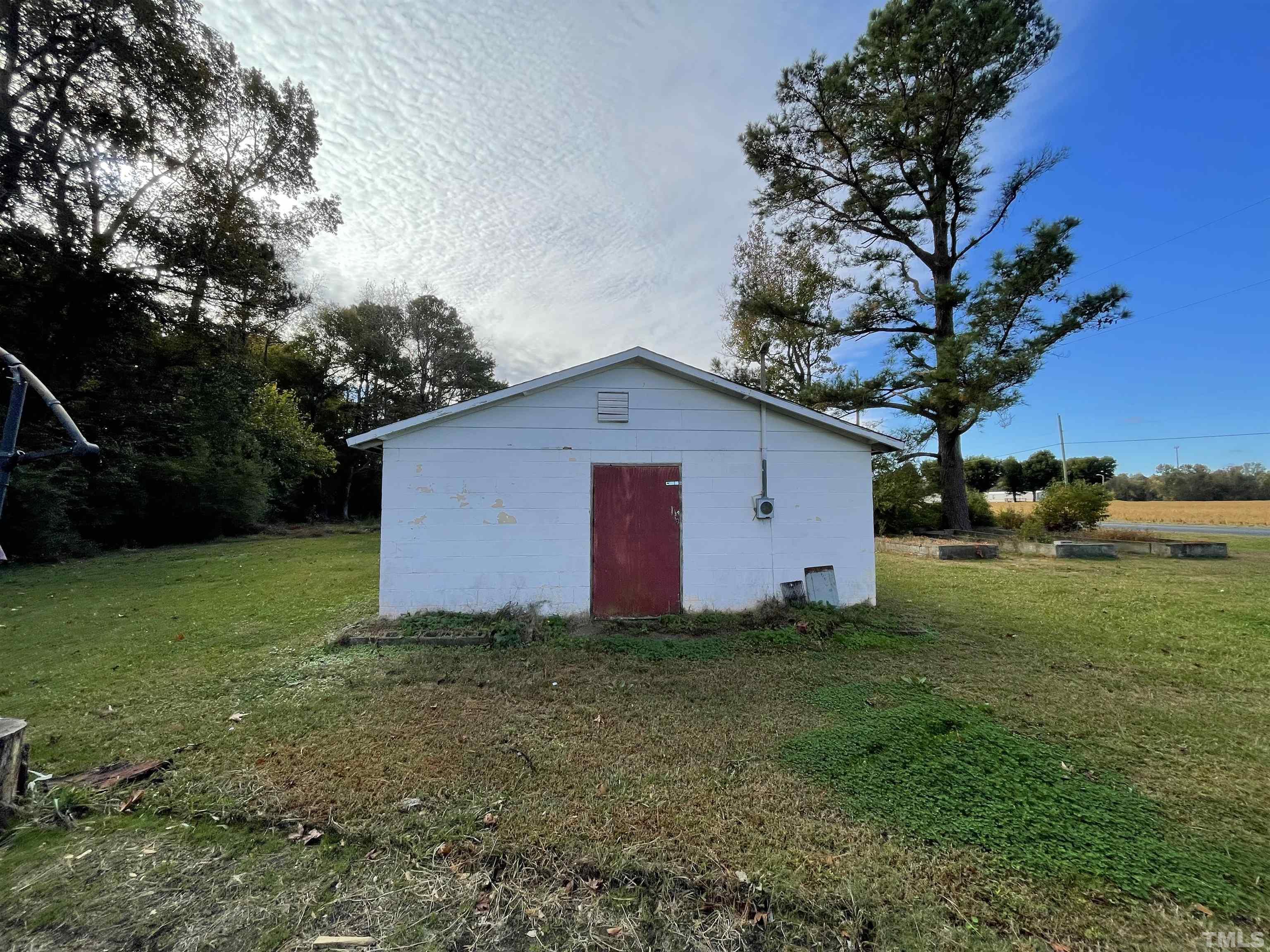 137 Wiggs Road Selma, NC 27576 - Photo 17 of 18 Gallery Image 17