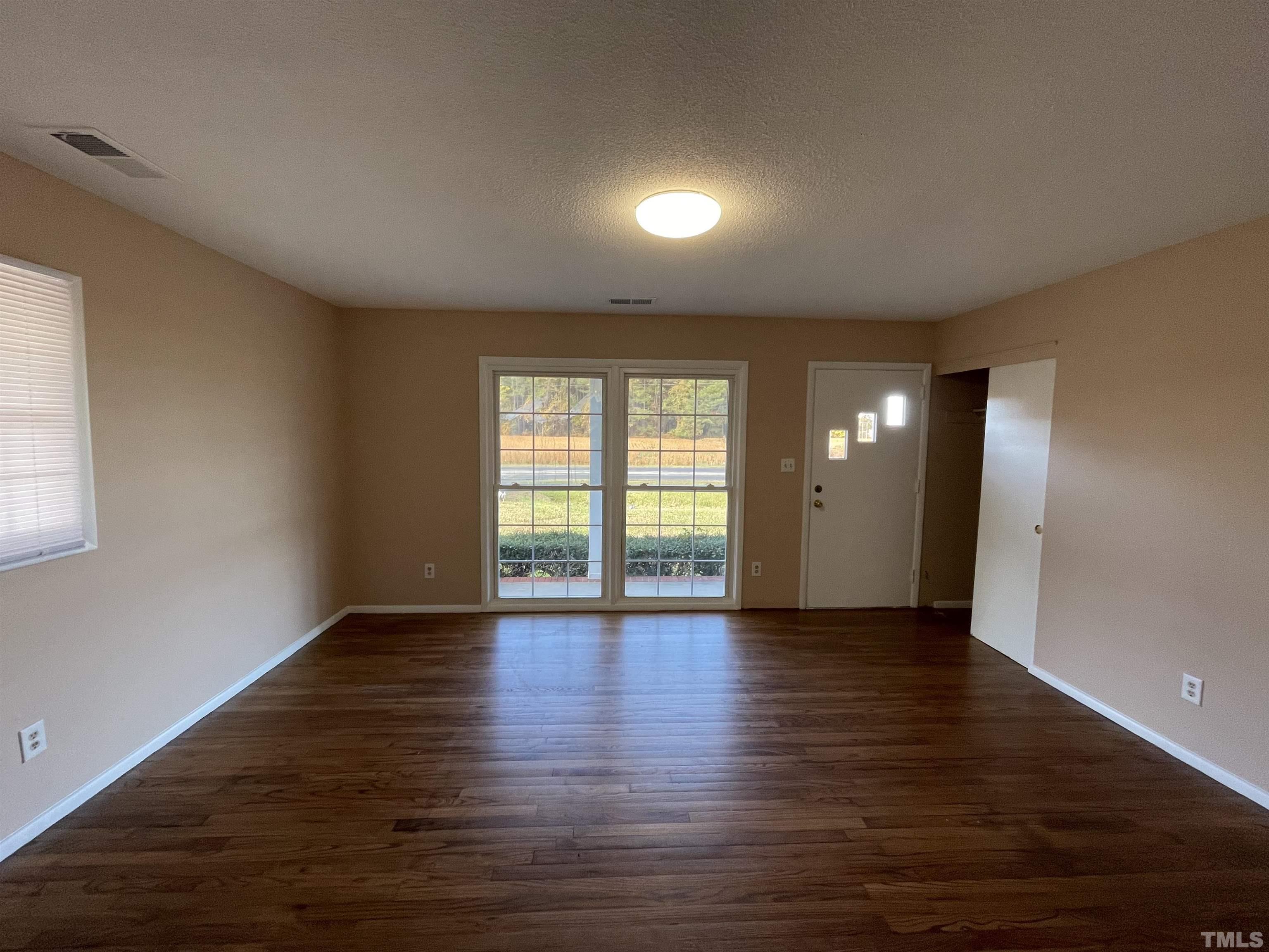 137 Wiggs Road Selma, NC 27576 - Photo 4 of 18 Gallery Image 4