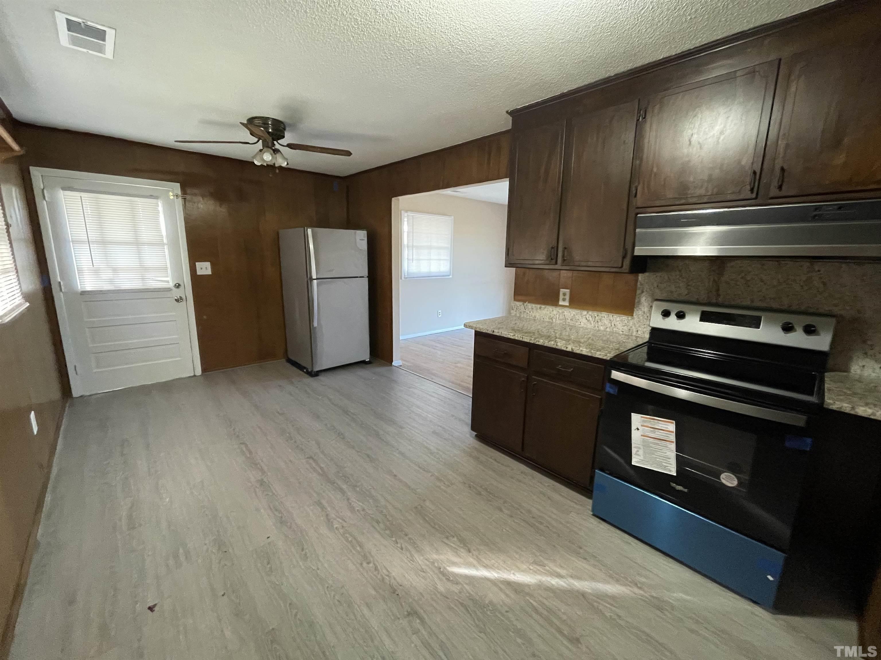 137 Wiggs Road Selma, NC 27576 - Photo 6 of 18 Gallery Image 6